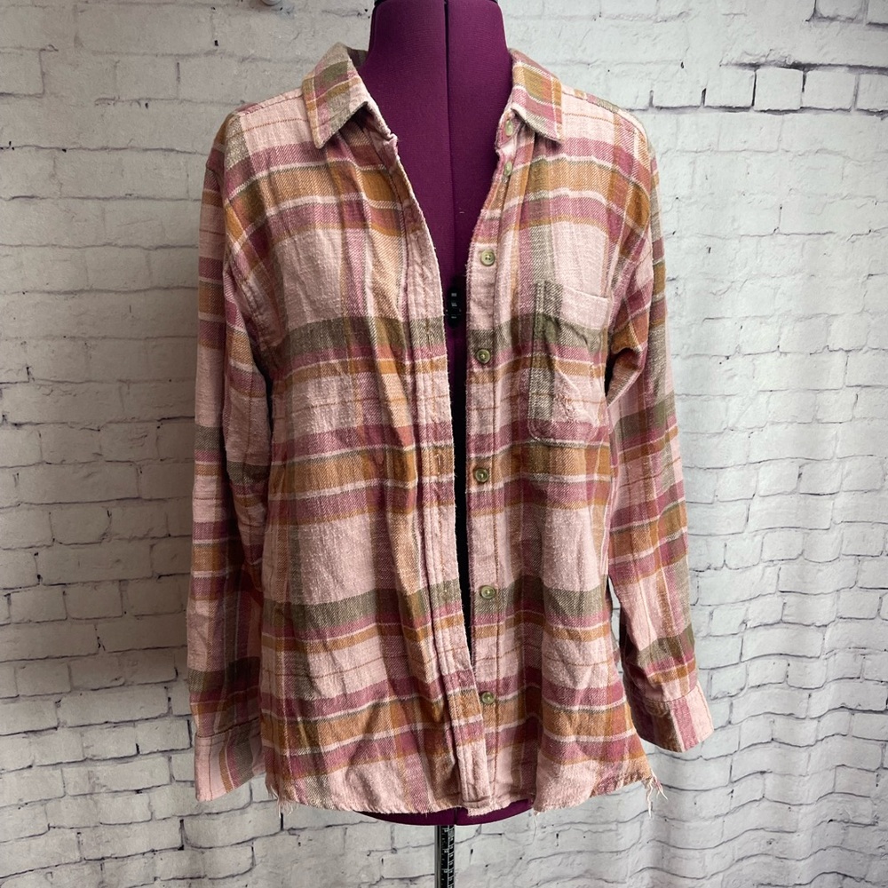 American Eagle Outfitters size small distressed pink flannel shirt
